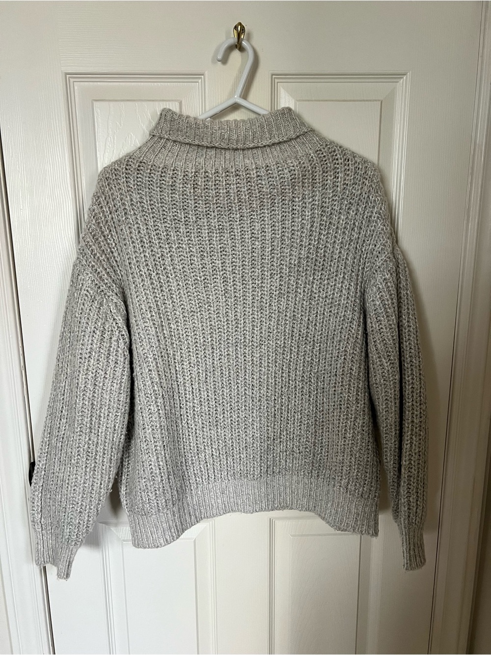 Joe Fresh Chunky Knit Light Grey Sweater - Picture 2 of 3